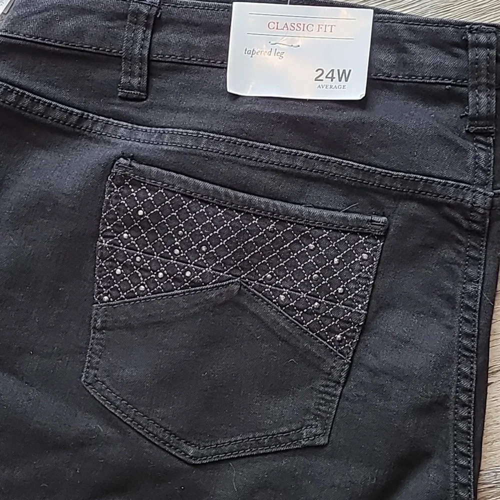 CJ Banks Classic Fit Tapered Leg‎ Jeans​ - Picture 4 of 8